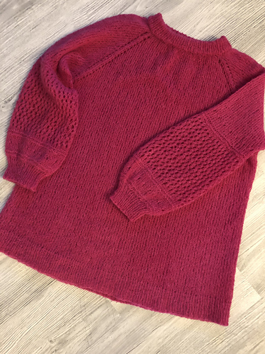 212-13  Cloud's Hug - byvulgaris