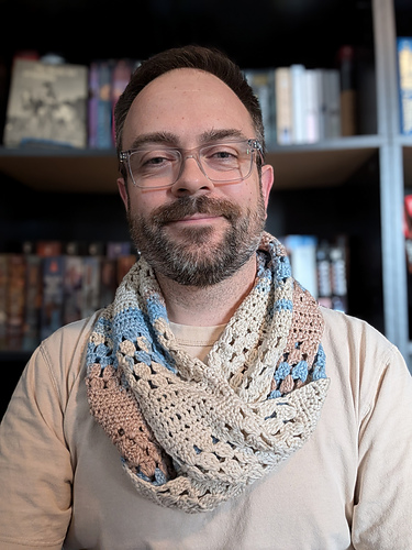 One Skein Granny Rows Scarf photo 2