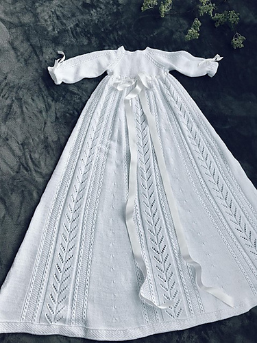 Soria Moria Dåpskjole med Kyse - Wenche Steffensen