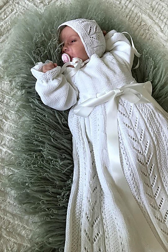 Soria Moria Dåpskjole med Kyse - Wenche Steffensen