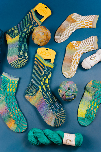 Ravelry: SSAL 2026: Chameleonic Socks pattern by Stephen West