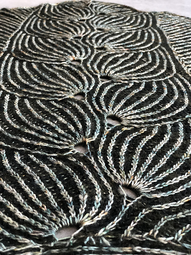 Fløyende Revkjøtt Sjal - Stephen West