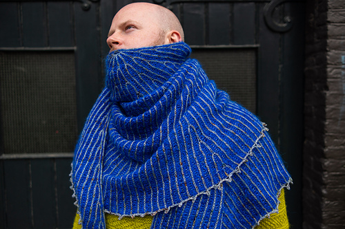 blooming brioche shawl