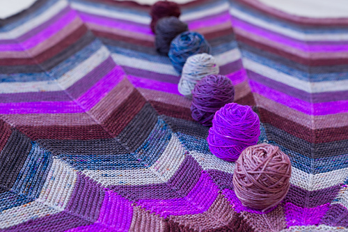 color shifting shawl