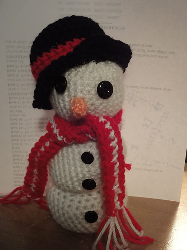 Amigurumi Three Snowball Snowman with Hat & Scarf photo 2