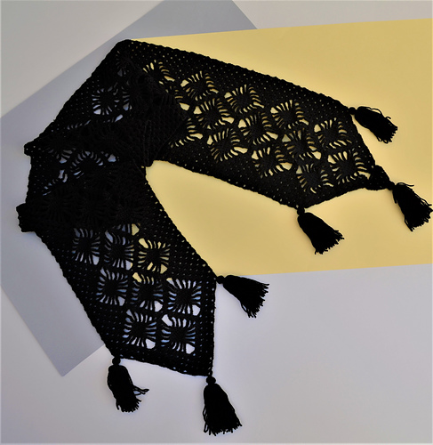 Black Widow Scarf photo 4