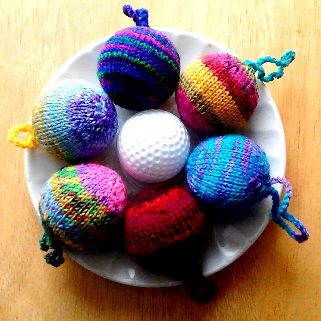 Ravelry Christmas Golf Ball Sweater pattern by Sue Sedlak