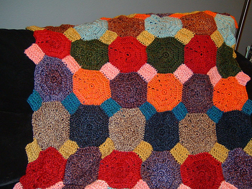 Snowball Motif Afghan photo 3