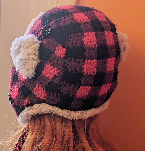 Plush Rutete Trapperhatt - Sarah Perks
