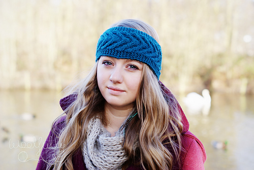 Chevron Cable Headband photo 2