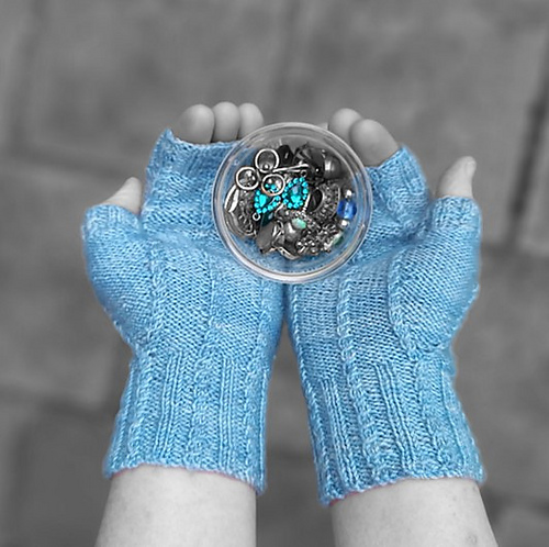 Gemstone Mitts photo 4