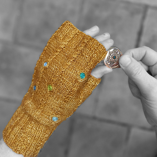 Gemstone Mitts photo 5