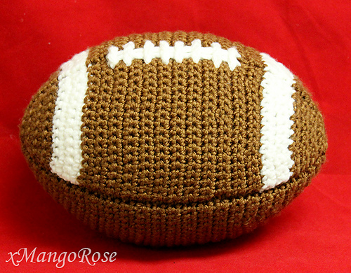 Amigurumi Fotball Fell Pattern - xMangoRose