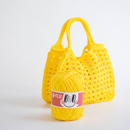 Ravelry: Olio Mini Bongbong Net Bag pattern by Yarna