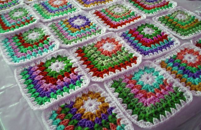 On-Point Log Cabin Style Granny Square