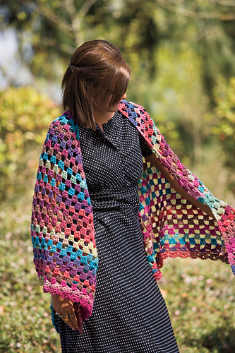 Hippie Chick Sjal - 2011-Yarns and Musings/Deneen St. Amour