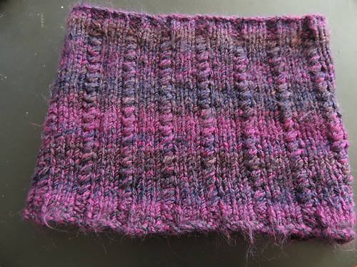 Ravelry: YaYa's Twisted Rib Cowl in Chunky Yarn pattern by YaYa Lovestoknit