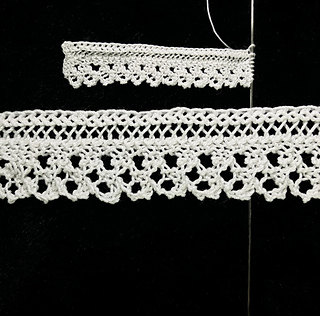 #40 crochet thread and U.S. #0000 needles vs. #10 crochet thread and U.S. #2 needles in Three of Clubs pattern