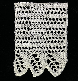 Left: original pattern
Middle: attempt to simplify pattern
Right: original pattern 