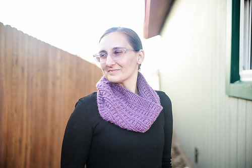 Peace Cowl photo 5