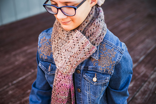 Sarah Scarf photo 5