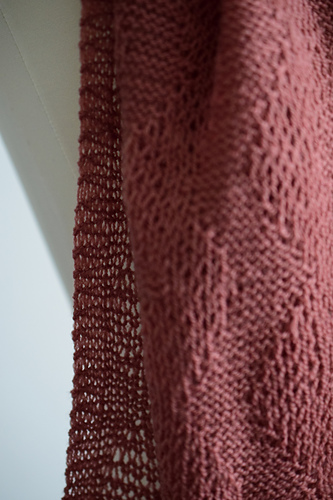 Ravelry: Maye pattern by Zsuzsanna Orthodoxou